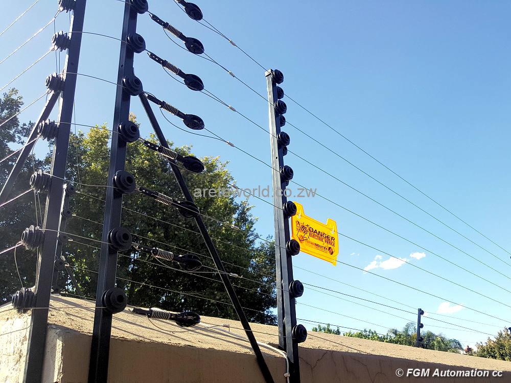 Premium Electric Fence – Reliable, High-Voltage Security Solution with Fix and Supply